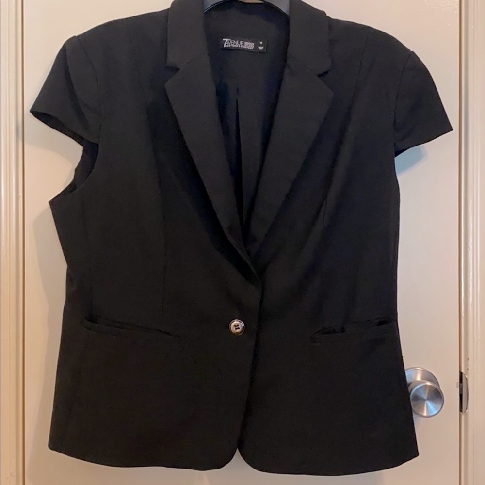 Lot of 2 New York & Co Avenue Short Sleeve Blazers